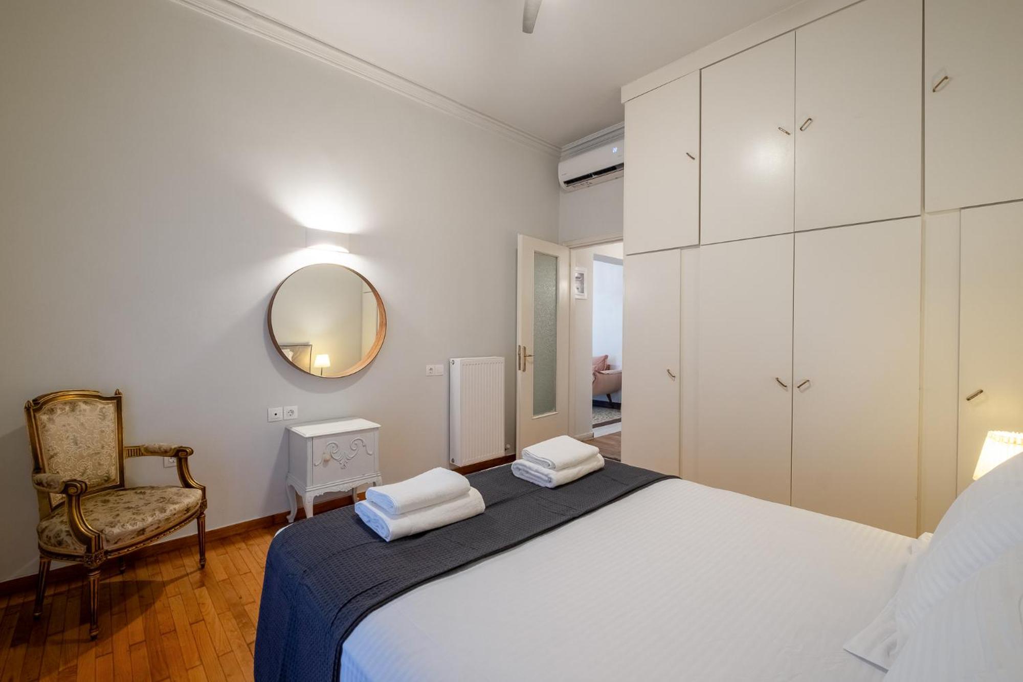 Central5 Boutique Apartments With Common Garden Next To Metro 아테네 외부 사진